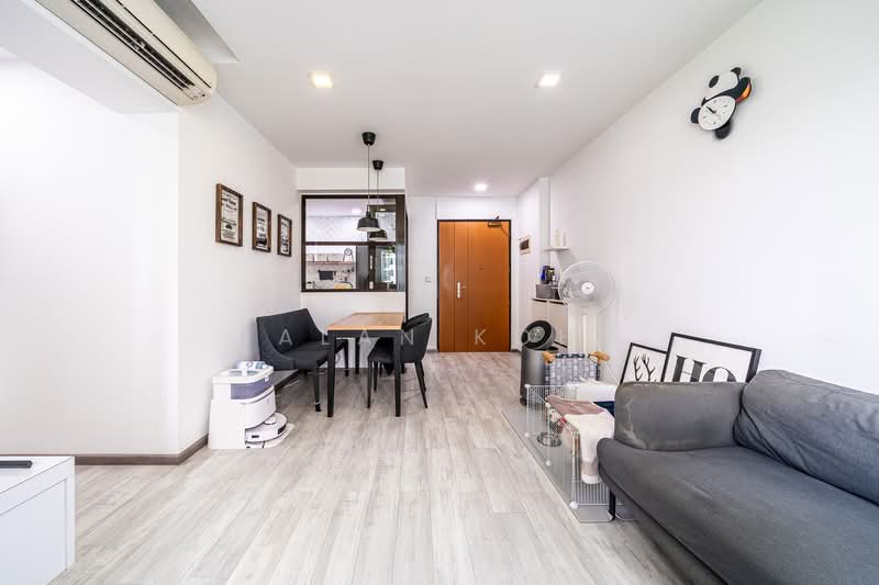 52 Havelock Road, 52 Havelock Road, 2 Bedrooms, 743 sqft, HDB Flat For Sale, by Alan Koh, 500110554 - Living Room - PropertyGuru.com.sg