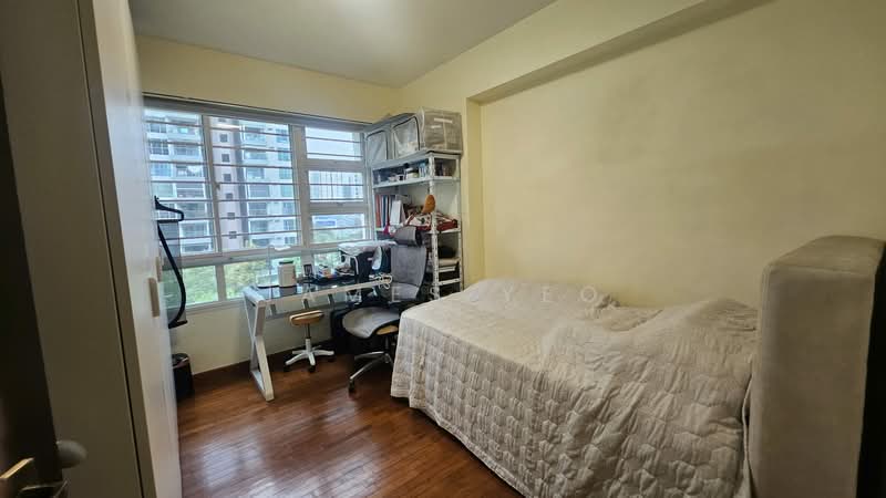 270A Punggol Field, 270A Punggol Field, 3 Bedrooms, 1,001 sqft, HDB Flat For Sale, by James Yeo, 500110580 - Bedroom - PropertyGuru.com.sg