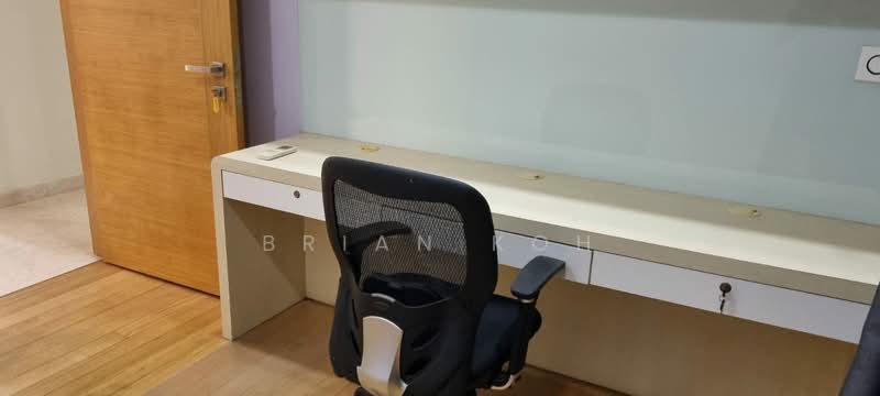 Parvis, 18 Holland Hill, 2 Bedrooms, 990 sqft, Condominium For Rent, by Brian Koh, 500110593 - Study - PropertyGuru.com.sg