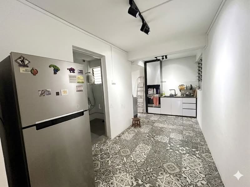 224 Lorong 8 Toa Payoh, 224 Lorong 8 Toa Payoh, 3 Bedrooms, 1,227 sqft, HDB Flat For Sale, by Dylan Lee, 500110594 - Kitchen - PropertyGuru.com.sg