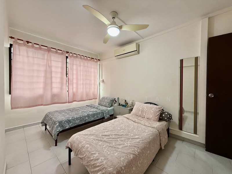 254 Bishan Street 22, 254 Bishan Street 22, 3 Bedrooms, 1,130 sqft, HDB Flat For Sale, by Sherilyn Tan, 500110596 - Bedroom - PropertyGuru.com.sg
