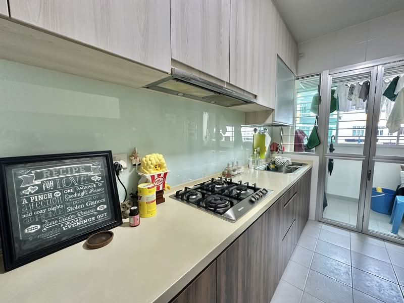 329A Anchorvale Street, 329A Anchorvale Street, 3 Bedrooms, 1,001 sqft, HDB Flat For Sale, by Lai Zhi Ping (Jack), 500110598 - Kitchen - PropertyGuru.com.sg