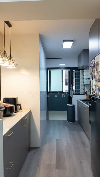 415B Northshore Drive, 415B Northshore Drive, 3 Bedrooms, 1,206 sqft, HDB Flat For Sale, by Roselynn Ahmad, 500110602 - Kitchen - PropertyGuru.com.sg