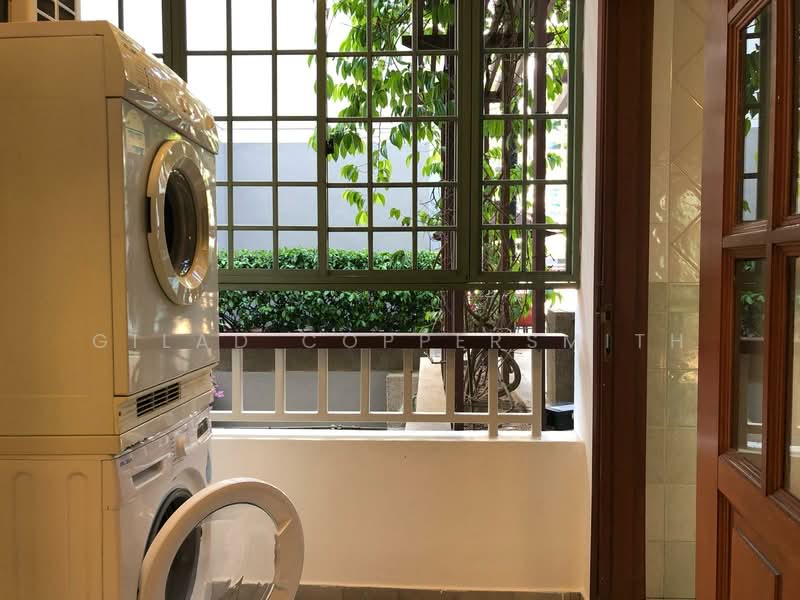 Gold Palm Mansions, 139 Lorong K Telok Kurau, 3 Bedrooms, 1,582 sqft, Apartment For Rent, by Gilad Coppersmith, 500110604 - Balcony - PropertyGuru.com.sg