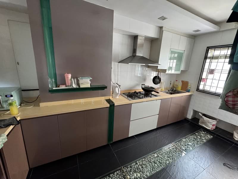 237 Pasir Ris Street 21, 237 Pasir Ris Street 21, 4 Bedrooms, 1,712 sqft, HDB Flat For Rent, by Irene Tan, 500110607 - Kitchen - PropertyGuru.com.sg