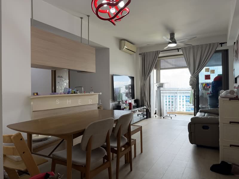 Parc Vera, Hougang Street 32, 2 Bedrooms, 786 sqft, Condominium For Sale, by Sherlene Tay, 500110608 - Living Room - PropertyGuru.com.sg