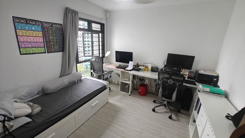 629 Jurong West Street 65, 629 Jurong West Street 65, 4 Bedrooms, 1,399 sqft, HDB Flat For Sale, by Shawn Yang, 500110616 - Bedroom - PropertyGuru.com.sg