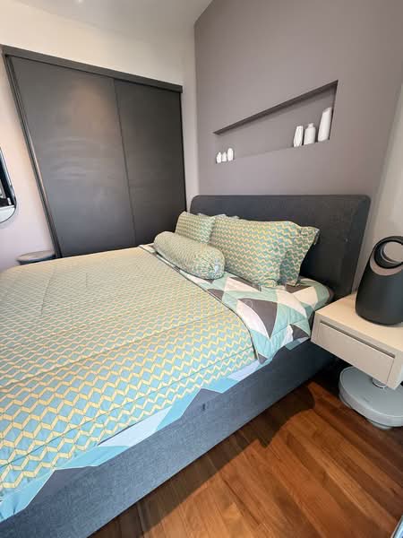 Parc Komo, 971 Upper Changi Road North, 3 Bedrooms, 915 sqft, Condominium For Sale, by Roselynn Ahmad, 500110617 - Master Bedroom - PropertyGuru.com.sg