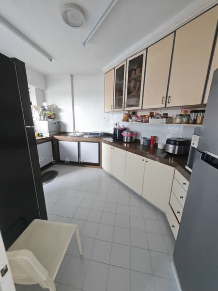 Lagoon View, 5000L Marine Parade Road, 3 Bedrooms, 1,647 sqft, Apartment For Sale, by Pearlyn Tan, 500110619 - Kitchen - PropertyGuru.com.sg