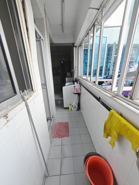 Lagoon View, 5000L Marine Parade Road, 3 Bedrooms, 1,647 sqft, Apartment For Sale, by Pearlyn Tan, 500110619 - Balcony - PropertyGuru.com.sg