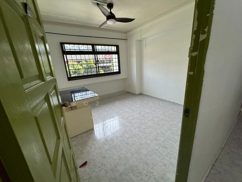 639 Jurong West Street 61, 639 Jurong West Street 61, 4 Bedrooms, 1,313 sqft, HDB Flat For Sale, by Roz Rufai, 500110622 - Interior - PropertyGuru.com.sg