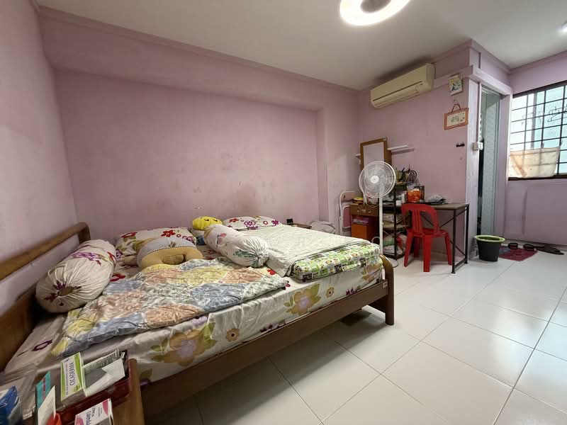 227 Choa Chu Kang Central, 227 Choa Chu Kang Central, 4 Bedrooms, 1,313 sqft, HDB Flat For Sale, by Victor Ho, 500110623 - Bedroom - PropertyGuru.com.sg