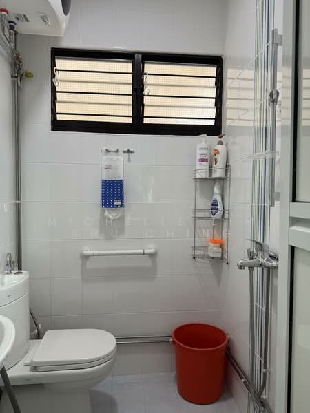 146 Jalan Bukit Merah, 146 Jalan Bukit Merah, 2 Bedrooms, 721 sqft, HDB Flat For Sale, by Michelle Lim Shu Ching, 500110624 - Bathroom upgraded - PropertyGuru.com.sg