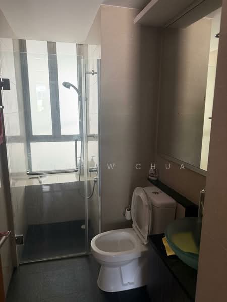 Casa Merah, 50 Tanah Merah Kechil Avenue, 3 Bedrooms, 1,238 sqft, Condominium For Rent, by Andrew Chua, 500110625 - Bathroom - PropertyGuru.com.sg