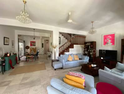 For Rent - 🔥COSY ENGLISH-STYLE COTTAGE 🌟 NAMLY ESTATE 🌟near Sixth Ave MRT🔥