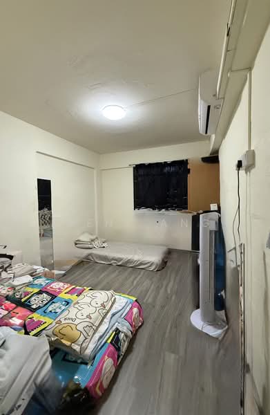443 Ang Mo Kio Avenue 10, 443 Ang Mo Kio Avenue 10, 2 Bedrooms, 883 sqft, HDB Flat For Sale, by Irene Ang, 500110653 - Bedroom - PropertyGuru.com.sg