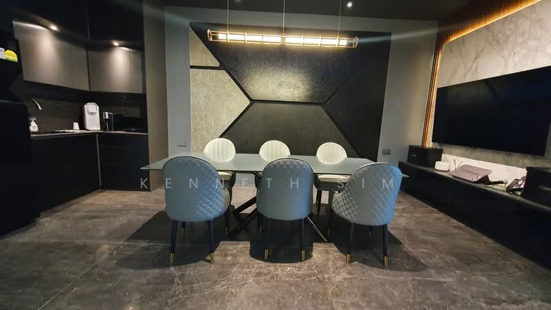 Zervex, 8 Ubi Road 2, 900 sqft, Light Industrial (B1) For Rent, by Kenneth Sim, 500110656 - Meeting area with pantry - CommercialGuru.com.sg