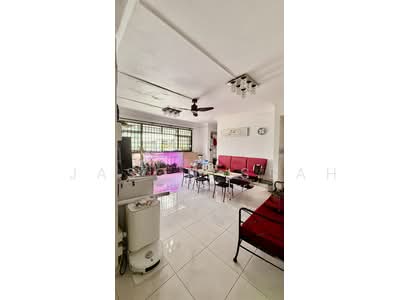 For Sale - 739 Woodlands Circle