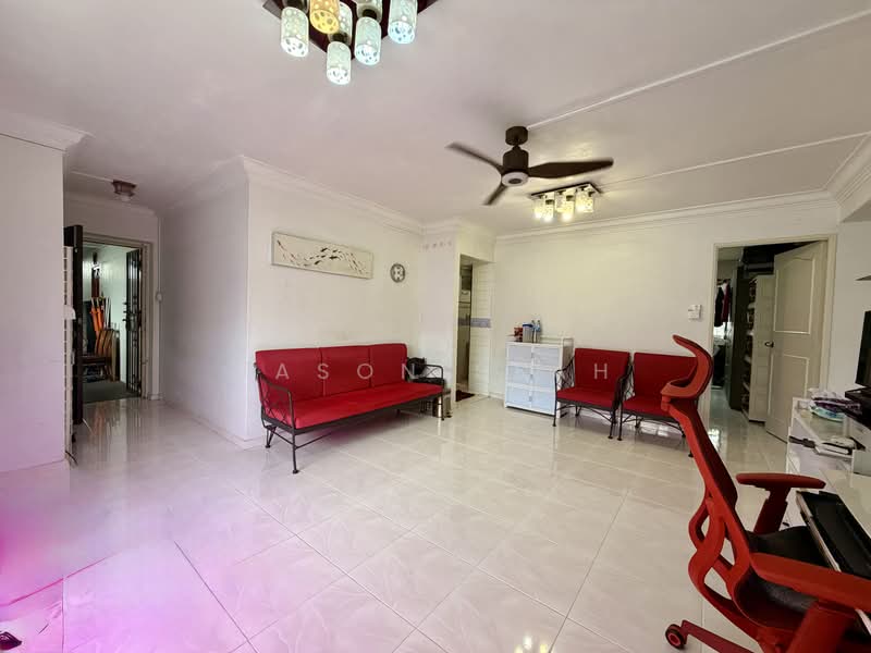 739 Woodlands Circle, 739 Woodlands Circle, 3 Bedrooms, 1,098 sqft, HDB Flat For Sale, by Jason Seah, 500110662 - Living Room - PropertyGuru.com.sg