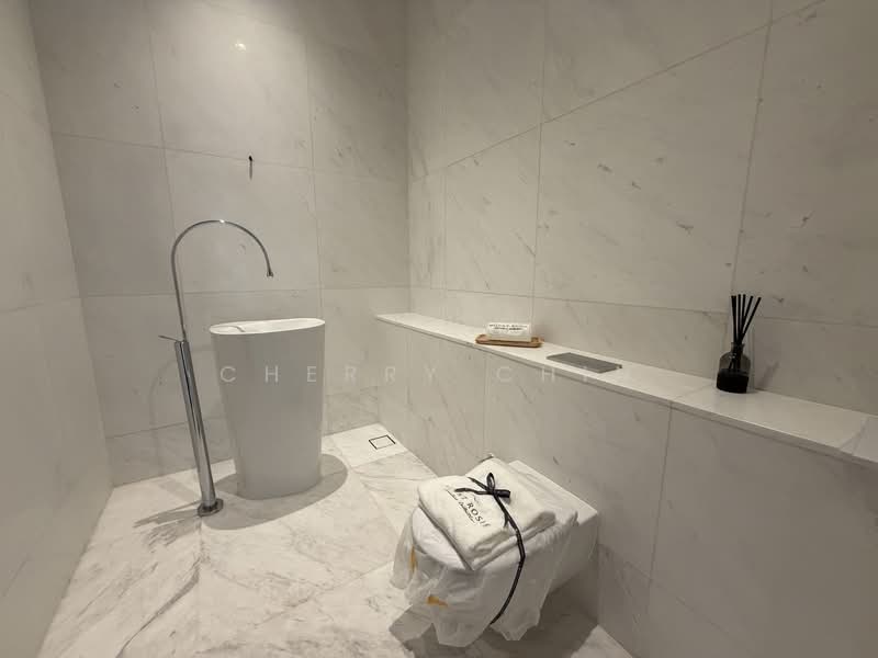 Mount Rosie Bungalow 独栋别墅, , 8 Bedrooms, 7,636 sqft, Detached House For Sale, by Cherry Chin, 500110665 - Bathroom - PropertyGuru.com.sg