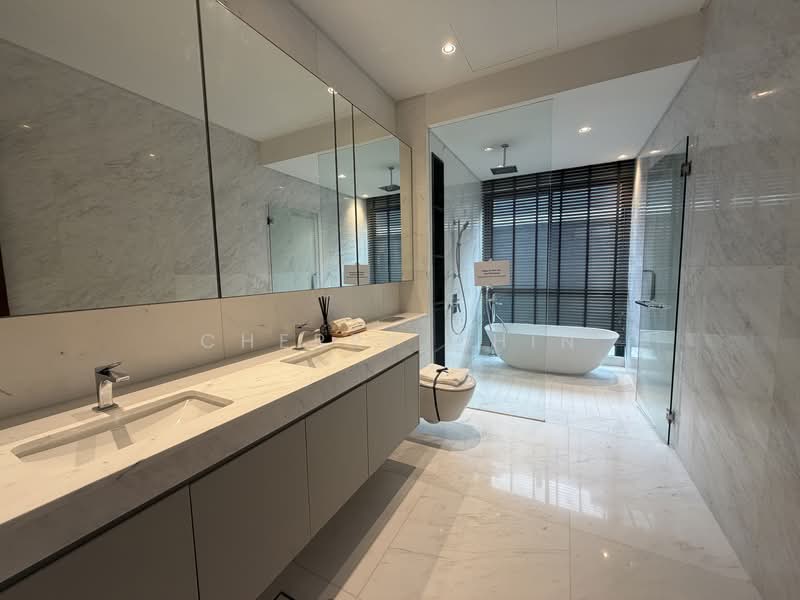 Mount Rosie Bungalow 独栋别墅, , 8 Bedrooms, 7,636 sqft, Detached House For Sale, by Cherry Chin, 500110665 - Bathroom - PropertyGuru.com.sg