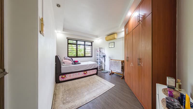 656D Jurong West Street 61, 656D Jurong West Street 61, 4 Bedrooms, 1,420 sqft, HDB Flat For Sale, by Azmi Suliman, 500110670 - Common Bedroom 1 - PropertyGuru.com.sg