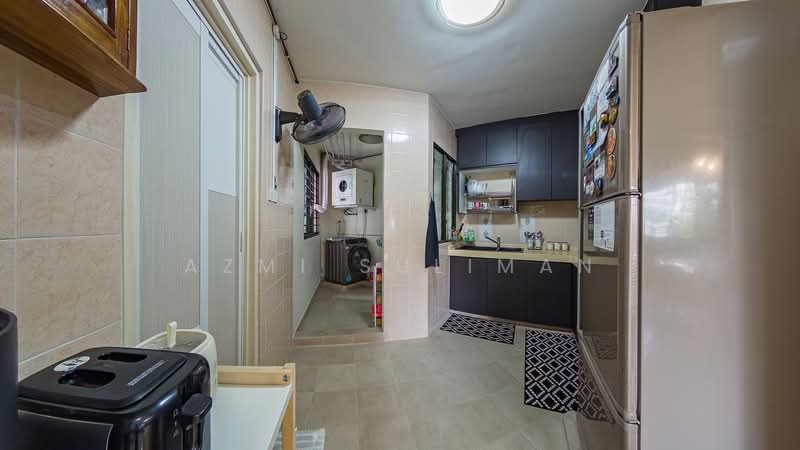 656D Jurong West Street 61, 656D Jurong West Street 61, 4 Bedrooms, 1,420 sqft, HDB Flat For Sale, by Azmi Suliman, 500110670 - Kitchen - PropertyGuru.com.sg