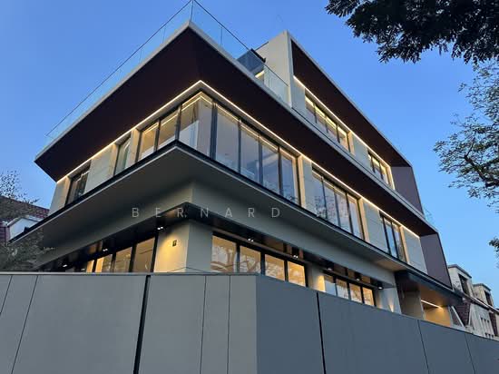 Freehold Brand New - TREVOSE CRESCENT