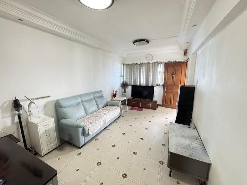 283 Tampines Street 22, 283 Tampines Street 22, Pasir Ris / Tampines, 2 Bedrooms, 840 sqft, HDB Flat For Sale, by Laura Lee, 500110681 - Living Room - PropertyGuru.com.sg