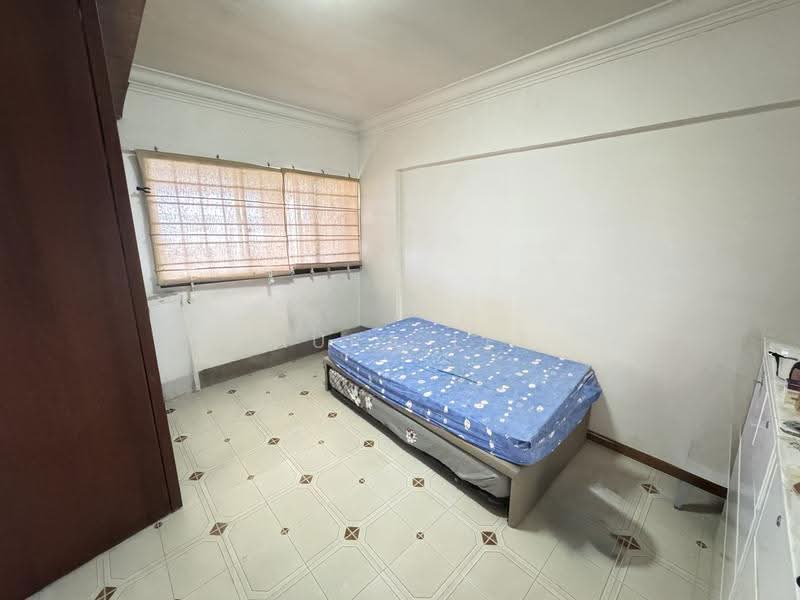 283 Tampines Street 22, 283 Tampines Street 22, Pasir Ris / Tampines, 2 Bedrooms, 840 sqft, HDB Flat For Sale, by Laura Lee, 500110681 - Bedroom - PropertyGuru.com.sg
