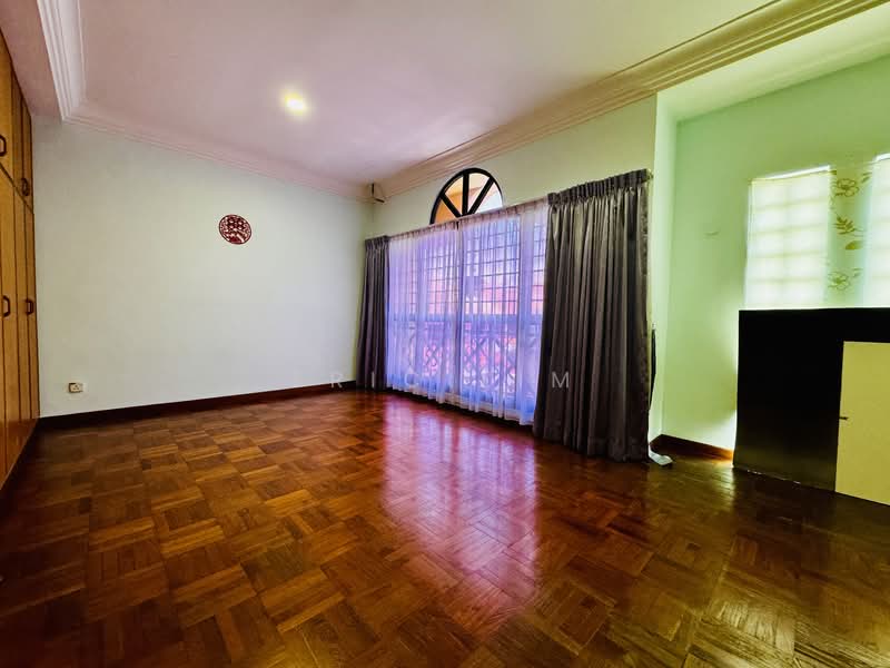 Quaint Hong Lee Enclave, Hong Lee Place, 4 Bedrooms, 3,000 sqft, Terraced House For Sale, by Eric Lim, 500110683 - Interior - PropertyGuru.com.sg