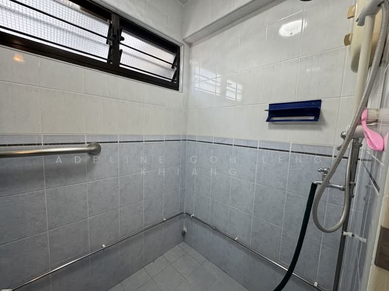 6 Marine Terrace, 6 Marine Terrace, 2 Bedrooms, 700 sqft, HDB Flat For Sale, by Adeline Goh Leng Khiang, 500110696 - Bathroom - PropertyGuru.com.sg