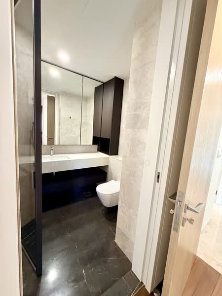 Amber Park, 14 Amber Gardens, 2 Bedrooms, 743 sqft, Condominium For Rent, by Mindy Poh, 500110701 - Bathroom - PropertyGuru.com.sg