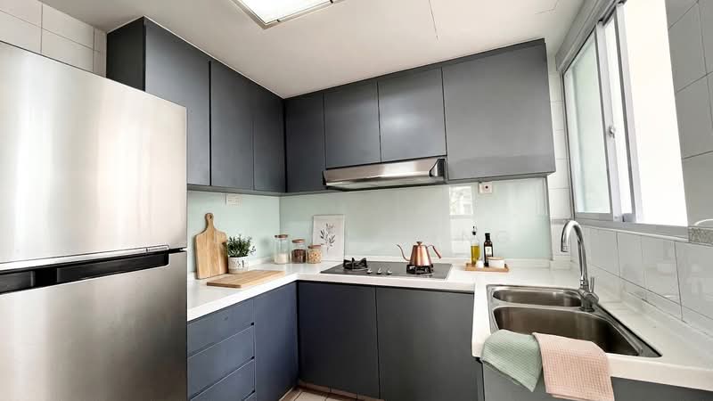 Symphony Heights, 41 Hume Avenue, 2 Bedrooms, 990 sqft, Condominium For Sale, by Jerlyn Teng, 500110705 - Kitchen - PropertyGuru.com.sg