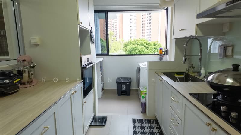997A Buangkok Crescent, 997A Buangkok Crescent, 3 Bedrooms, 1,001 sqft, HDB Flat For Sale, by Roselynn Ahmad, 500110707 - Kitchen - PropertyGuru.com.sg