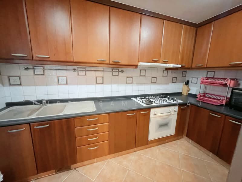 Central Grove, 1 Geylang East Avenue 1, Room Rental, 150 sqft, Condominium For Rent, by Gupta Sameer Raj, 500110712 - Kitchen - PropertyGuru.com.sg