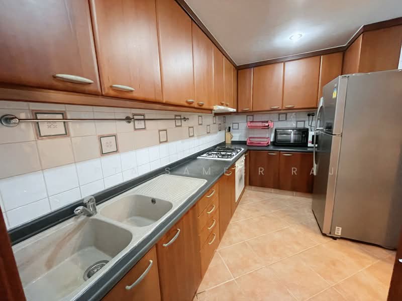 Central Grove, 1 Geylang East Avenue 1, Room Rental, 150 sqft, Condominium For Rent, by Gupta Sameer Raj, 500110712 - Kitchen - PropertyGuru.com.sg