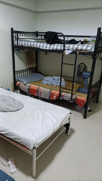 537 Jurong West Avenue 1, 537 Jurong West Avenue 1, Room Rental, 200 sqft, HDB Flat For Rent, by Christine Teo Chui Geok, 500110715 - Bedroom - PropertyGuru.com.sg