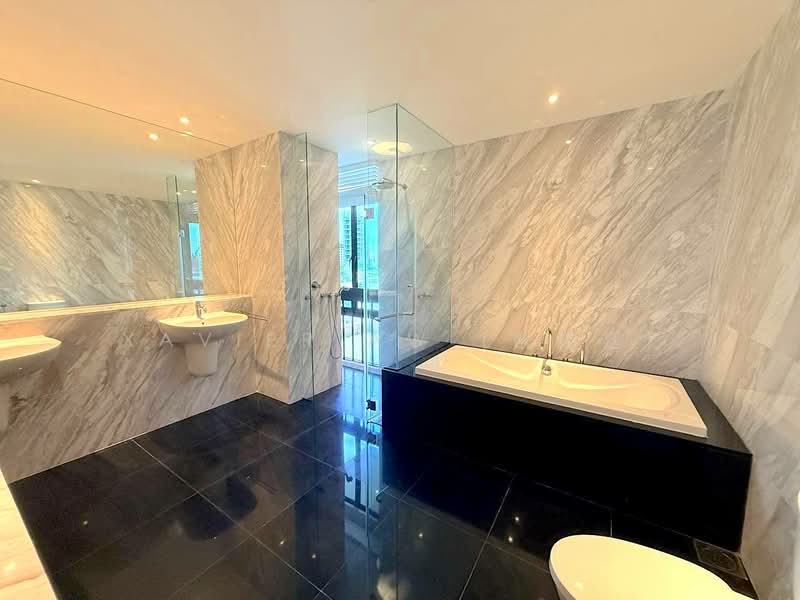 The Colonnade, 82 Grange Road, 3 Bedrooms, 3,617 sqft, Condominium For Rent, by Xavier Aw (欧伟廷), 500110717 - Bathroom - PropertyGuru.com.sg