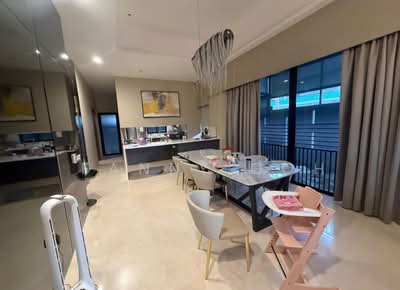 For Sale - 🌟 Modern CT in Excellent D21 Locale 🌟