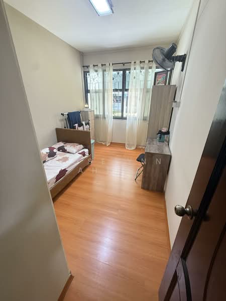 621 Jurong West Street 65, 621 Jurong West Street 65, 3 Bedrooms, 915 sqft, HDB Flat For Sale, by Roselynn Ahmad, 500110732 - Bedroom - PropertyGuru.com.sg