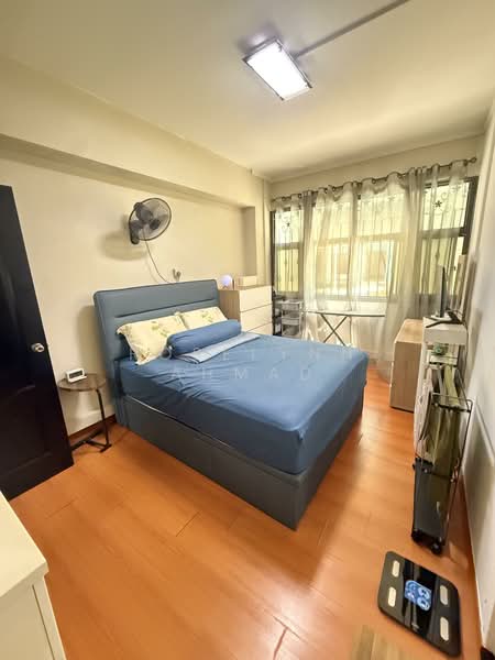 621 Jurong West Street 65, 621 Jurong West Street 65, 3 Bedrooms, 915 sqft, HDB Flat For Sale, by Roselynn Ahmad, 500110732 - Master Bedroom - PropertyGuru.com.sg