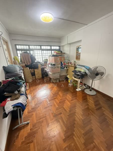 156 Lorong 1 Toa Payoh, 156 Lorong 1 Toa Payoh, 3 Bedrooms, 1,087 sqft, HDB Flat For Sale, by Roselynn Ahmad, 500110737 - Bedroom - PropertyGuru.com.sg