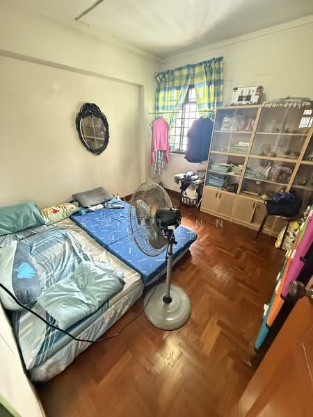156 Lorong 1 Toa Payoh, 156 Lorong 1 Toa Payoh, 3 Bedrooms, 1,087 sqft, HDB Flat For Sale, by Roselynn Ahmad, 500110737 - Bedroom - PropertyGuru.com.sg