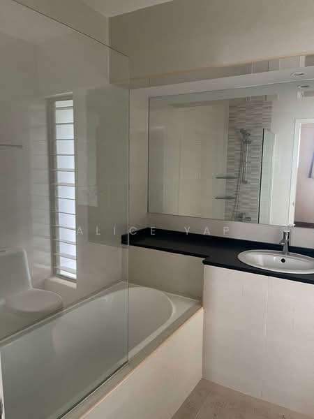 Villa Delle Rose, Taman Nakhoda, 3 Bedrooms, 2,800 sqft, Condominium For Rent, by Alice Yap, 500110742 - Bathroom - PropertyGuru.com.sg