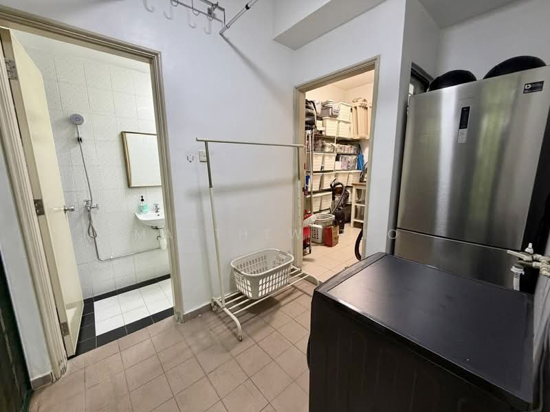 Hindhede Drive | Bukit Timah, Hindhede Drive | Upper Bukit Timah Road, 3 Bedrooms, 2,000 sqft, Corner Terrace For Rent, by Matthew Teo, 500110743 - PropertyGuru.com.sg