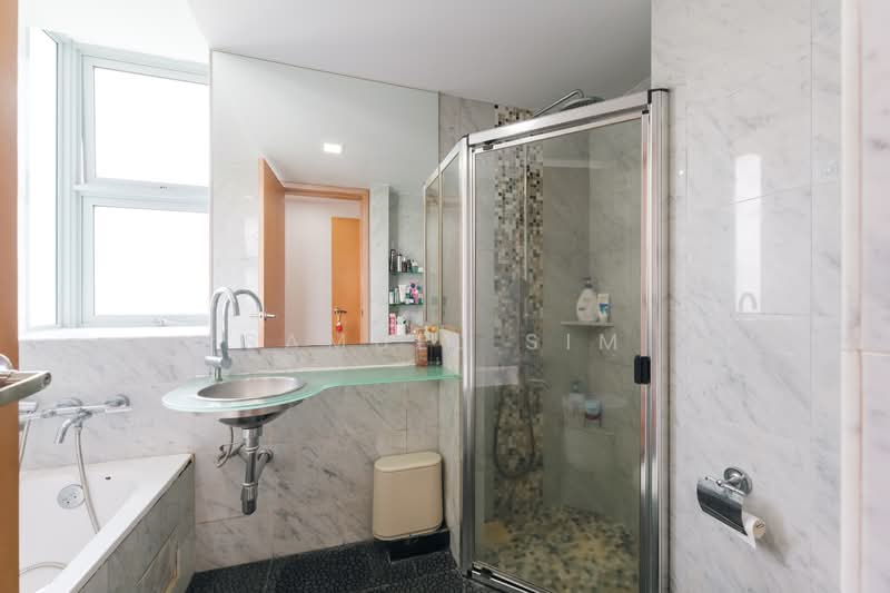 Tanamera Crest, 10 Pari Dedap Walk, 3 Bedrooms, 1,173 sqft, Condominium For Sale, by Samuel Sim, 500110751 - Bathroom - PropertyGuru.com.sg