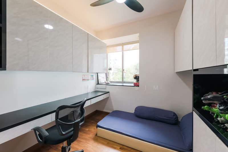 Tanamera Crest, 10 Pari Dedap Walk, 3 Bedrooms, 1,173 sqft, Condominium For Sale, by Samuel Sim, 500110751 - Bedroom - PropertyGuru.com.sg