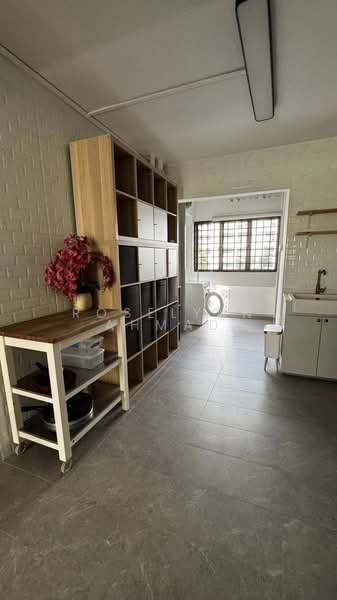 729 Woodlands Circle, 729 Woodlands Circle, 3 Bedrooms, 980 sqft, HDB Flat For Sale, by Roselynn Ahmad, 500110758 - Kitchen - PropertyGuru.com.sg