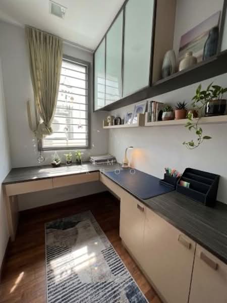 The Waterina, 63 Lorong 40 Geylang, 5 Bedrooms, 1,744 sqft, Apartment For Rent, by Clemens Khoo, 500110762 - Study - PropertyGuru.com.sg